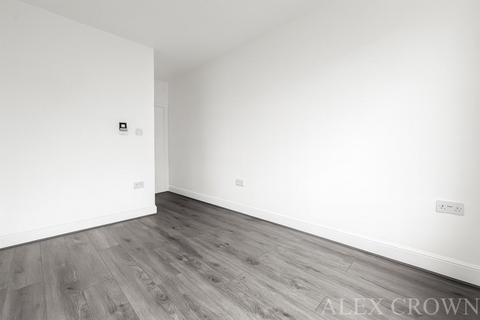 undefined, Woodland Road, New Southgate