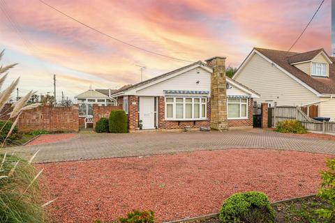 undefined, Lower Road, Hockley SS5