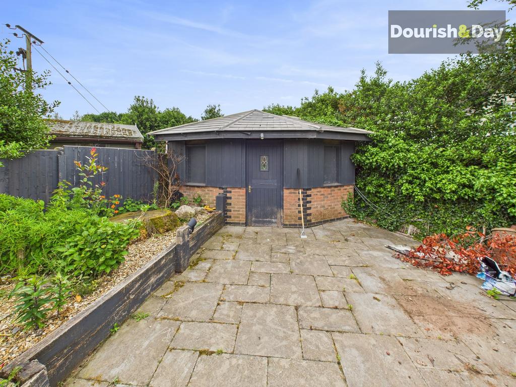 Outbuilding