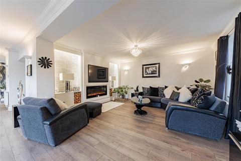 4 bedroom detached house for sale, Ringwould Road, Kingsdown, Deal