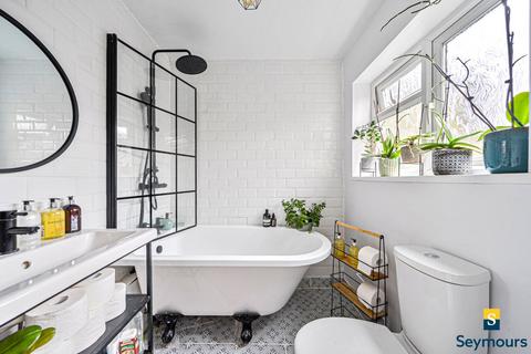 undefined, Stoughton Road, Surrey GU1