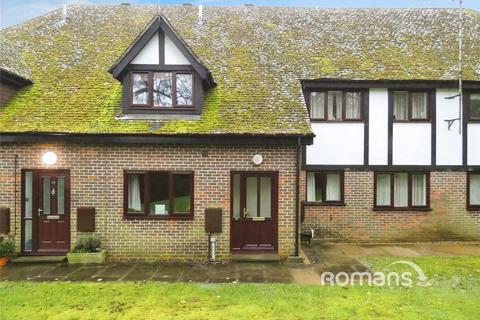 1 bedroom house to rent, Broad Ha'penny, Wrecclesham, Farnham, GU10
