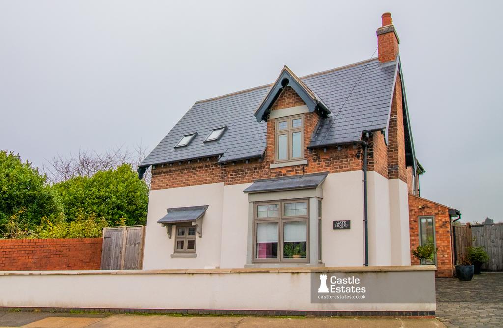 Four bedroom house for rent