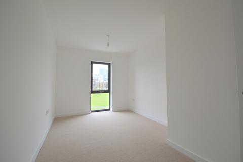 3 bedroom apartment to rent, Cotall Street, Boathouse Apartments, E14
