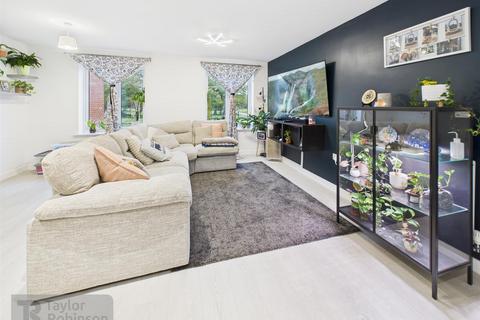 2 bedroom apartment for sale, Sangster Close, Forge Wood, Crawley
