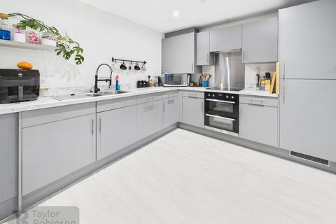 2 bedroom apartment for sale, Sangster Close, Forge Wood, Crawley
