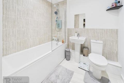 2 bedroom apartment for sale, Sangster Close, Forge Wood, Crawley