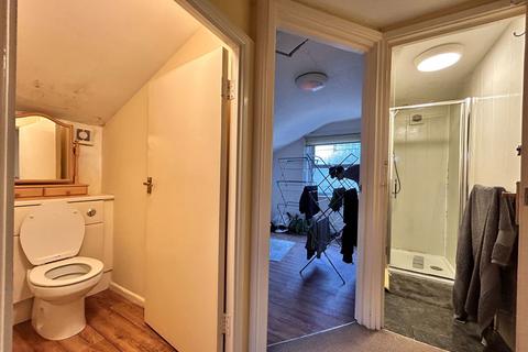undefined, Bath Road, Cheltenham GL53