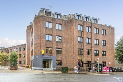 Office to rent, 23 Sheen Rd Richmond TW9 1BN