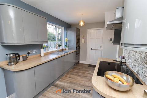 3 bedroom semi-detached house for sale, Chantry Drive, Wideopen, Newcastle Upon Tyne