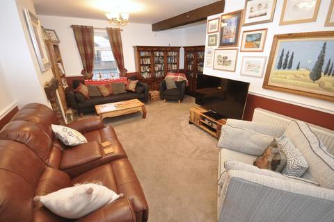 4 bedroom detached house for sale, Ellison Street, Thorne, Doncaster