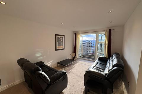 2 bedroom apartment to rent, St James Gate