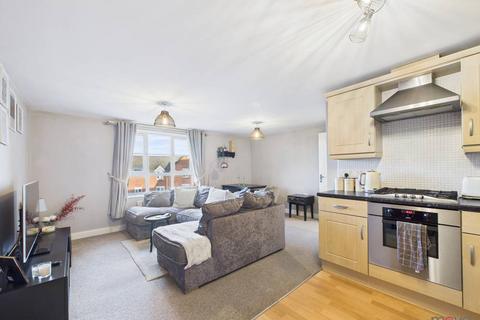 2 bedroom flat for sale, Pilgrove Way, Cheltenham GL51