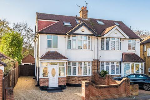 Wyndham Crescent, Hounslow TW4