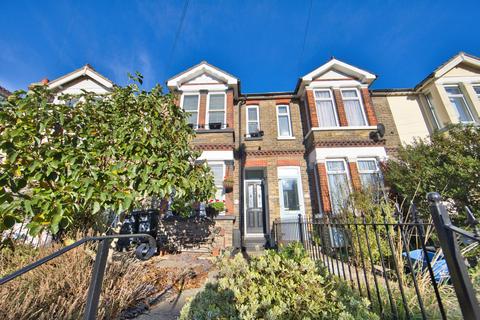 4 bedroom terraced house for sale, Buckland Avenue, Dover, Kent, CT16