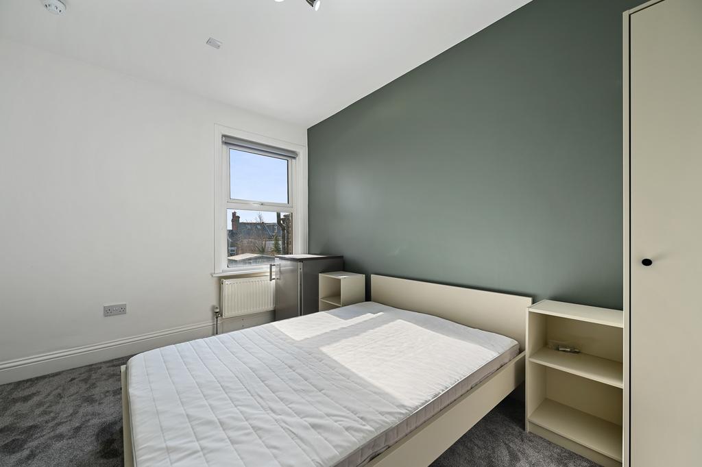 CS - 1 Clifton Road - Room 3 3 (1)