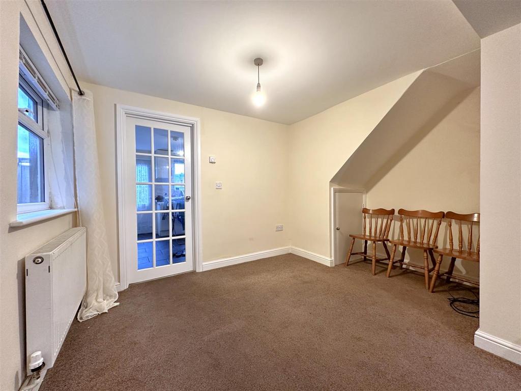 Dining Room 129