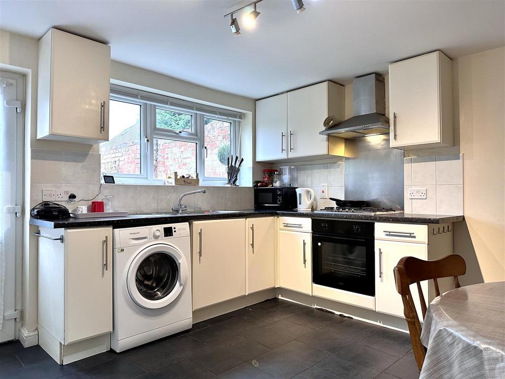 Kitchen 111