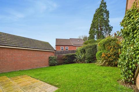undefined, Kensington Avenue, Burbage