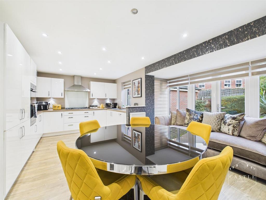 Breakfast kitchen