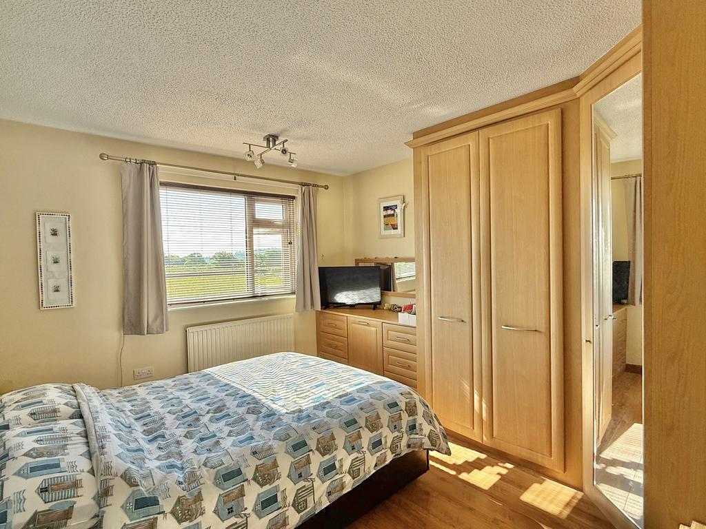 Listing 799483 0003 9cade303