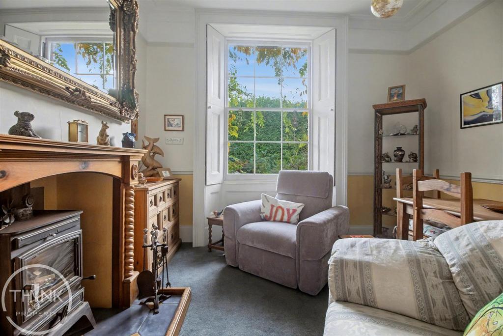 Breakfast Room