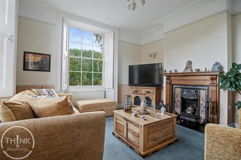 4 bedroom detached house for sale, Rollesby Road, Great Yarmouth NR29