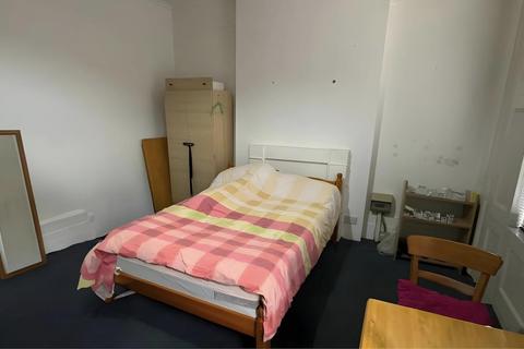 House share to rent, Caledonian Road, London