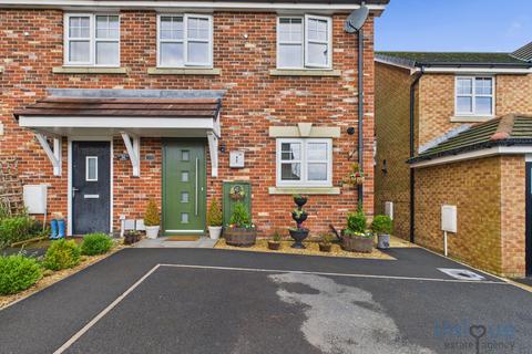 3 bedroom semi-detached house for sale, Sand Martin Avenue, Wesham PR4