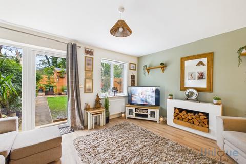 3 bedroom semi-detached house for sale, Sand Martin Avenue, Wesham PR4