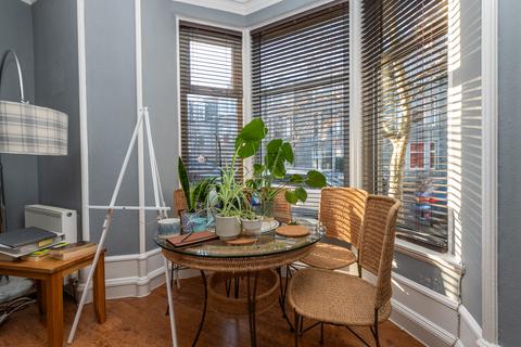1 bedroom flat for sale, Great Western Place, Aberdeen AB10