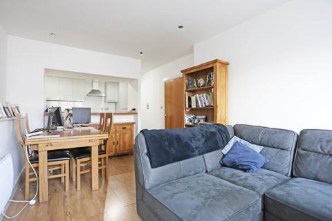 undefined, High Road, Chadwell Heath, Romford, RM6