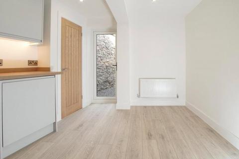 3 bedroom semi-detached house to rent, Kingshill Cottages, Nailsea, Bristol, South Gloucestershire, BS48