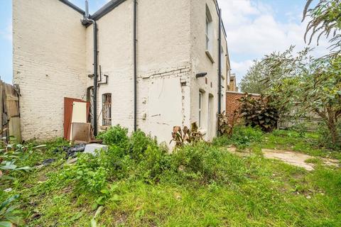 undefined, Kellino Street, London SW17