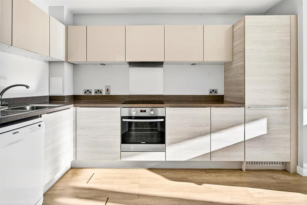 To Let 1 Bedroom Flat Vertex Wandle Road CR0 www.i