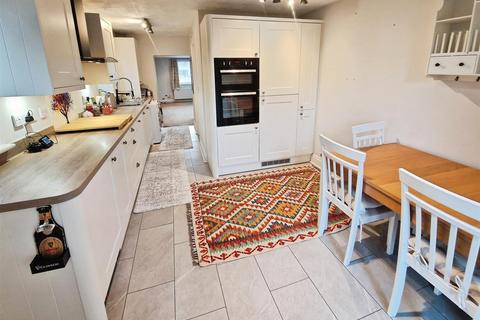 2 bedroom semi-detached house for sale, Elton Road, Sandbach