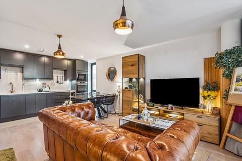 undefined, Bloemfontein Road, London W12