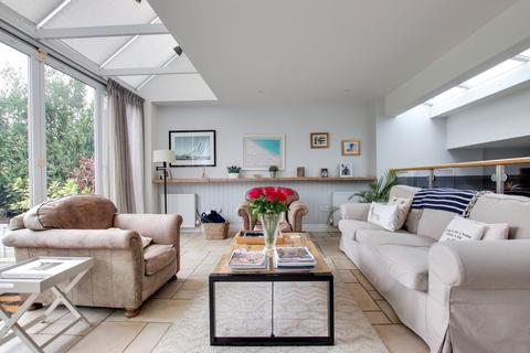 undefined, Bath Road, Lymington, SO41