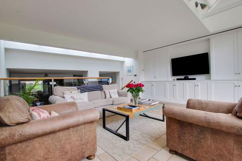 undefined, Bath Road, Lymington, SO41