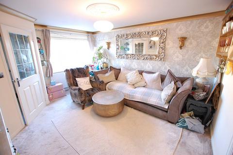 3 bedroom semi-detached house to rent, Cypress Oaks, Greater Manchester SK15