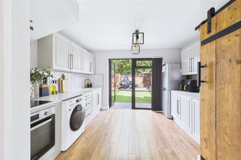 undefined, Close to Schools, shops and playing fields in Clevedon