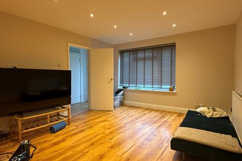 3 bedroom terraced house for sale, Greville Close, North Mymms, Hatfield, AL9