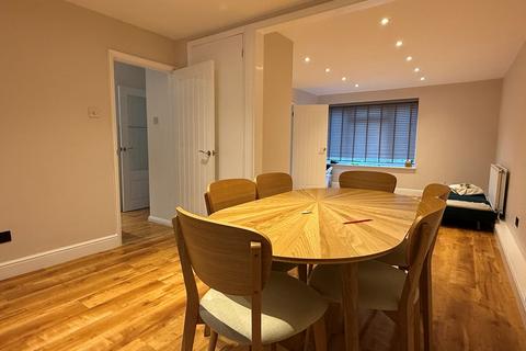 3 bedroom terraced house for sale, Greville Close, North Mymms, Hatfield, AL9
