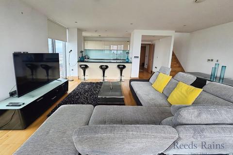 3 bedroom apartment to rent, Rumford Place, Merseyside L3