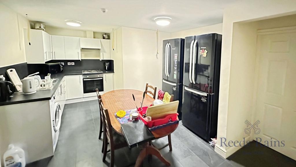 Communal Kitchen