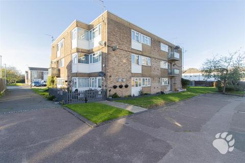 Rose Acre, Basildon SS14