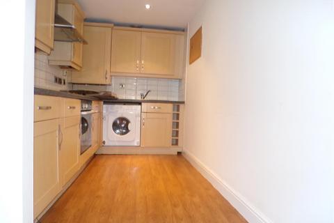 2 bedroom apartment to rent, New Briggate, Leeds