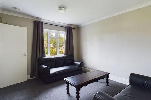 5 bedroom semi-detached house to rent, The Avenue, Brighton