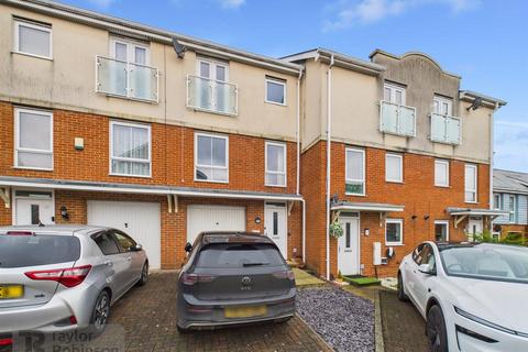 undefined, Reynolds Avenue, Redhill