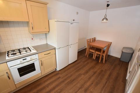 6 bedroom semi-detached house to rent, West Cotton Close, Northampton NN4